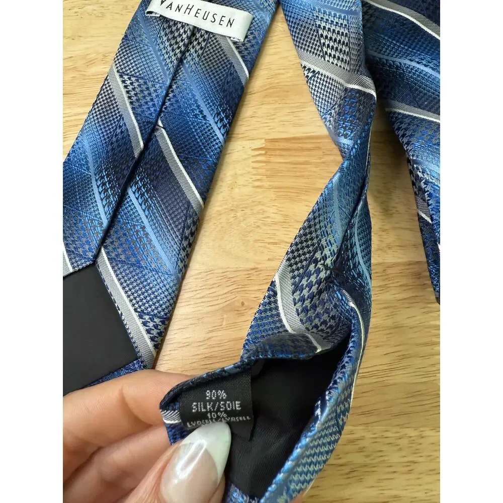 Van Heusen Silk Blend Men's Neck Tie Blue, Black & Silver Striped JL